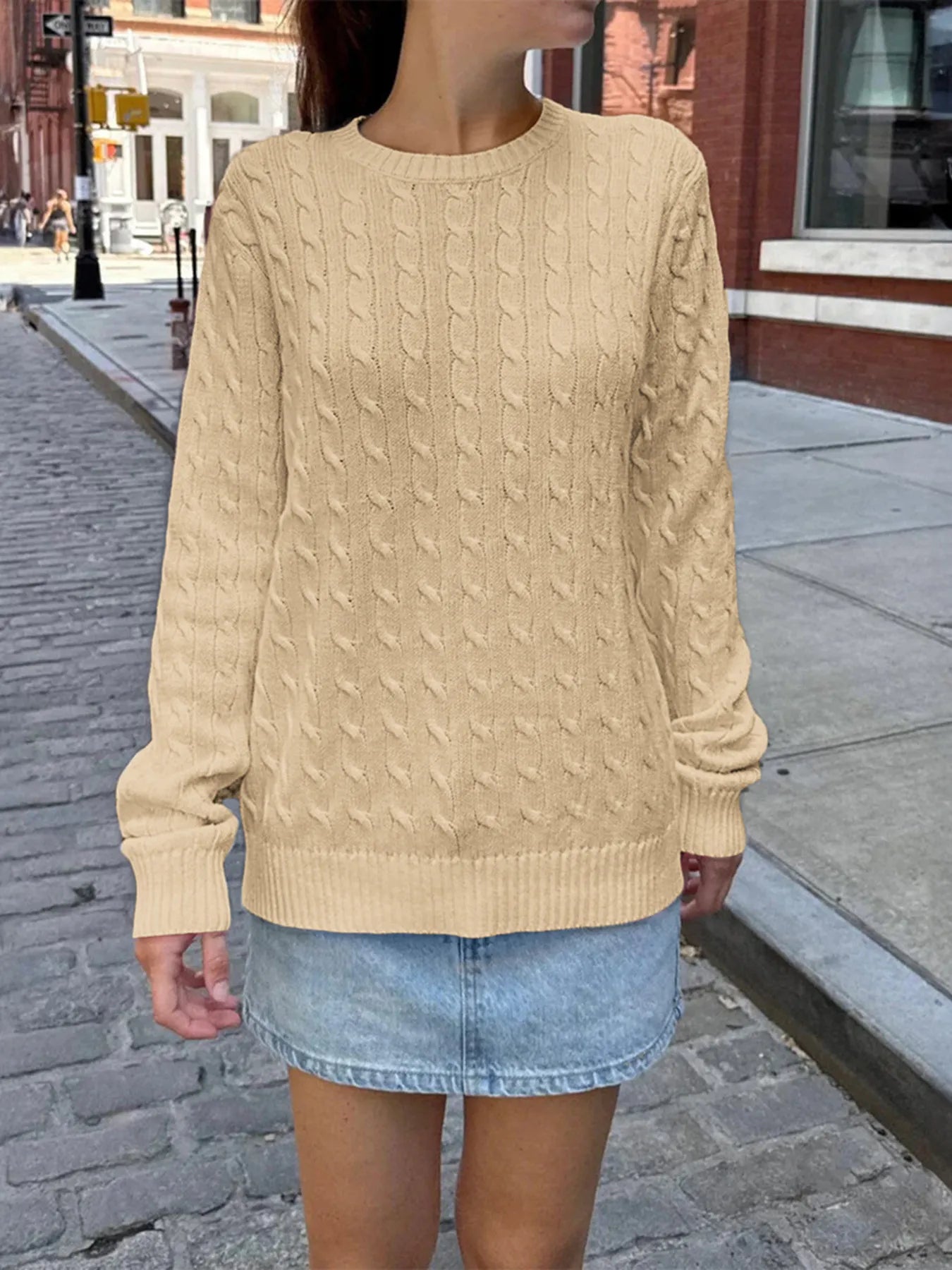 Cable-Knit Round Neck Pullover Sweater - Fashorio