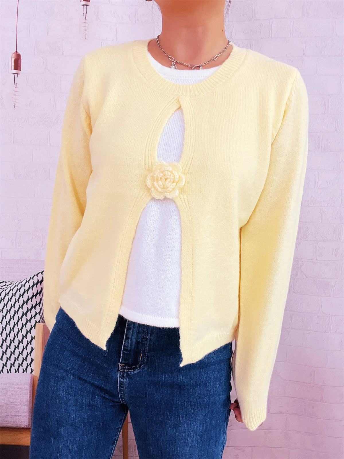floral contrast round neck sweater detail view
