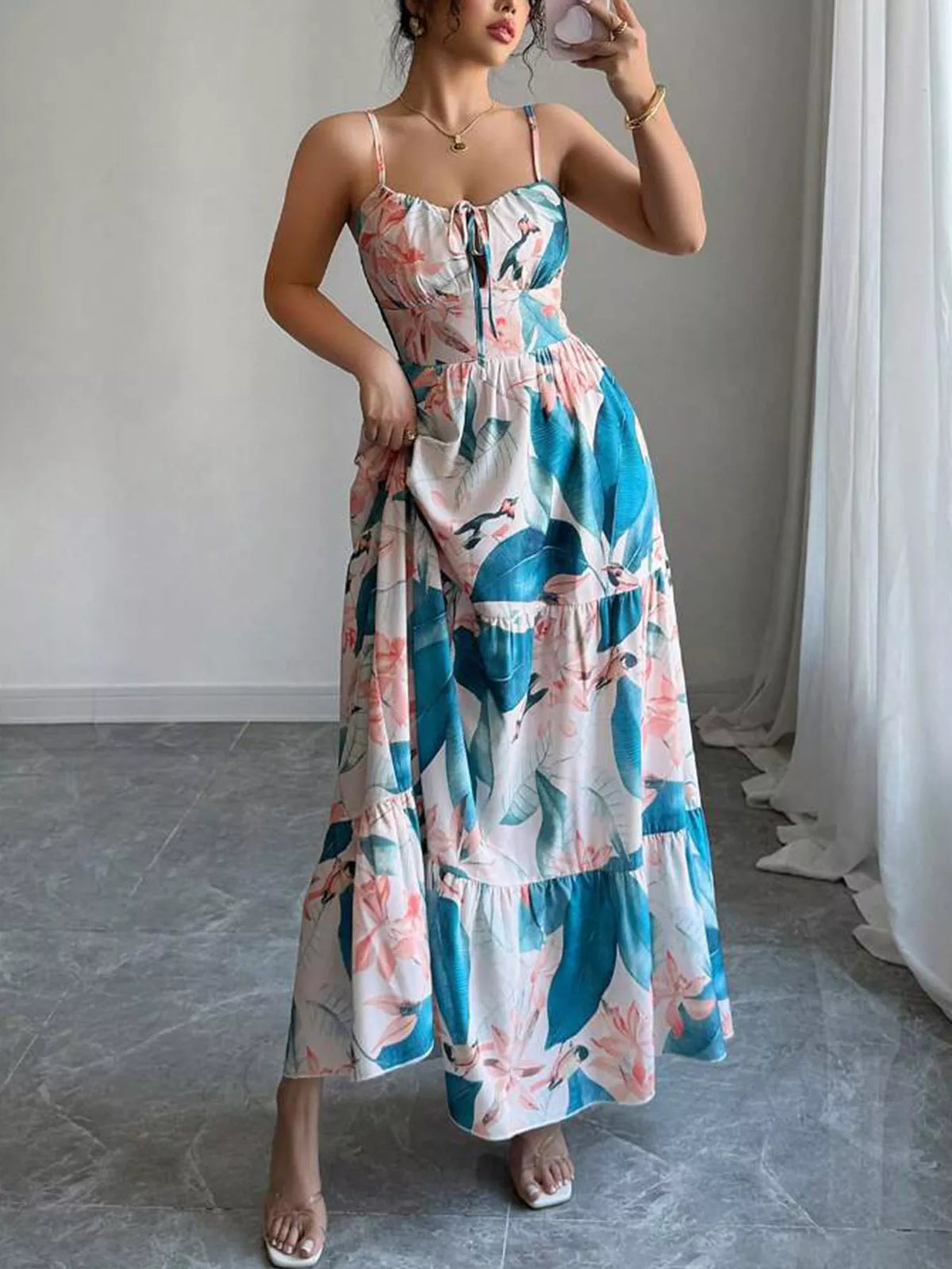 Floral print tiered maxi dress side view
