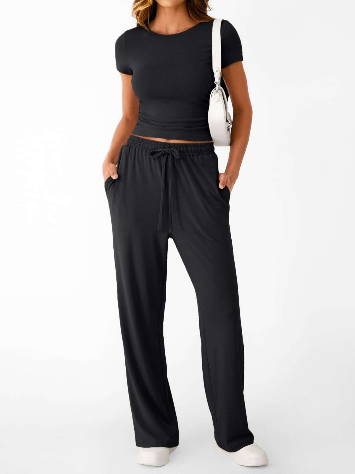 Tee and pants set in black