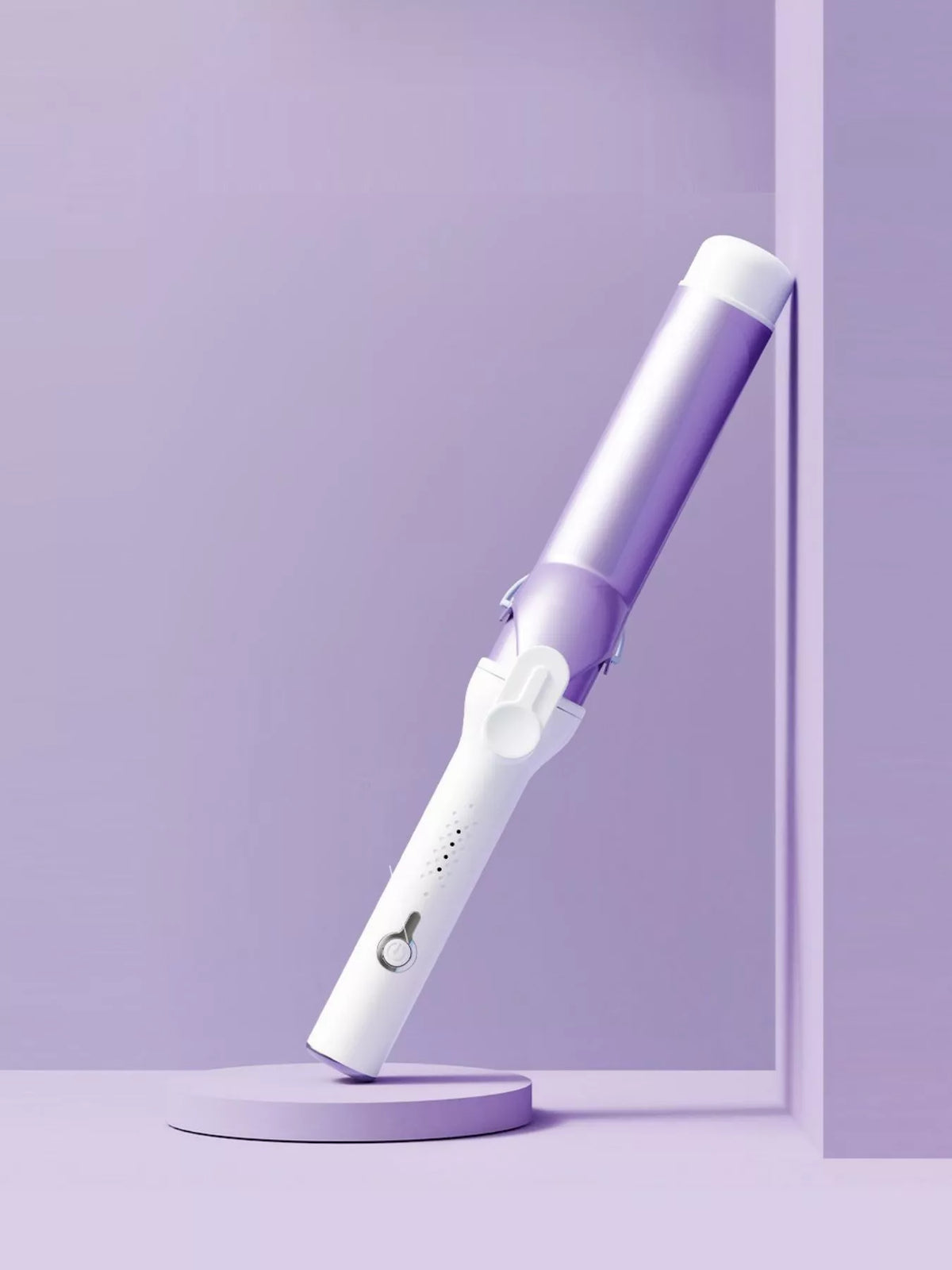Curling iron wand barrel close up