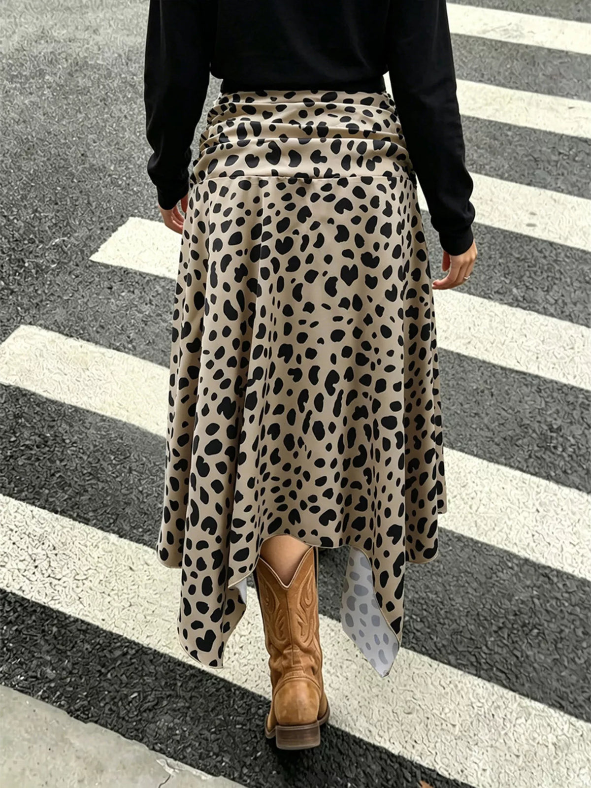 Full length view of the leopard print midi skirt