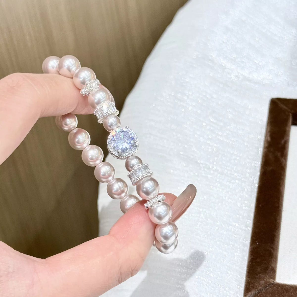 pearl and zircon chain bracelet back view