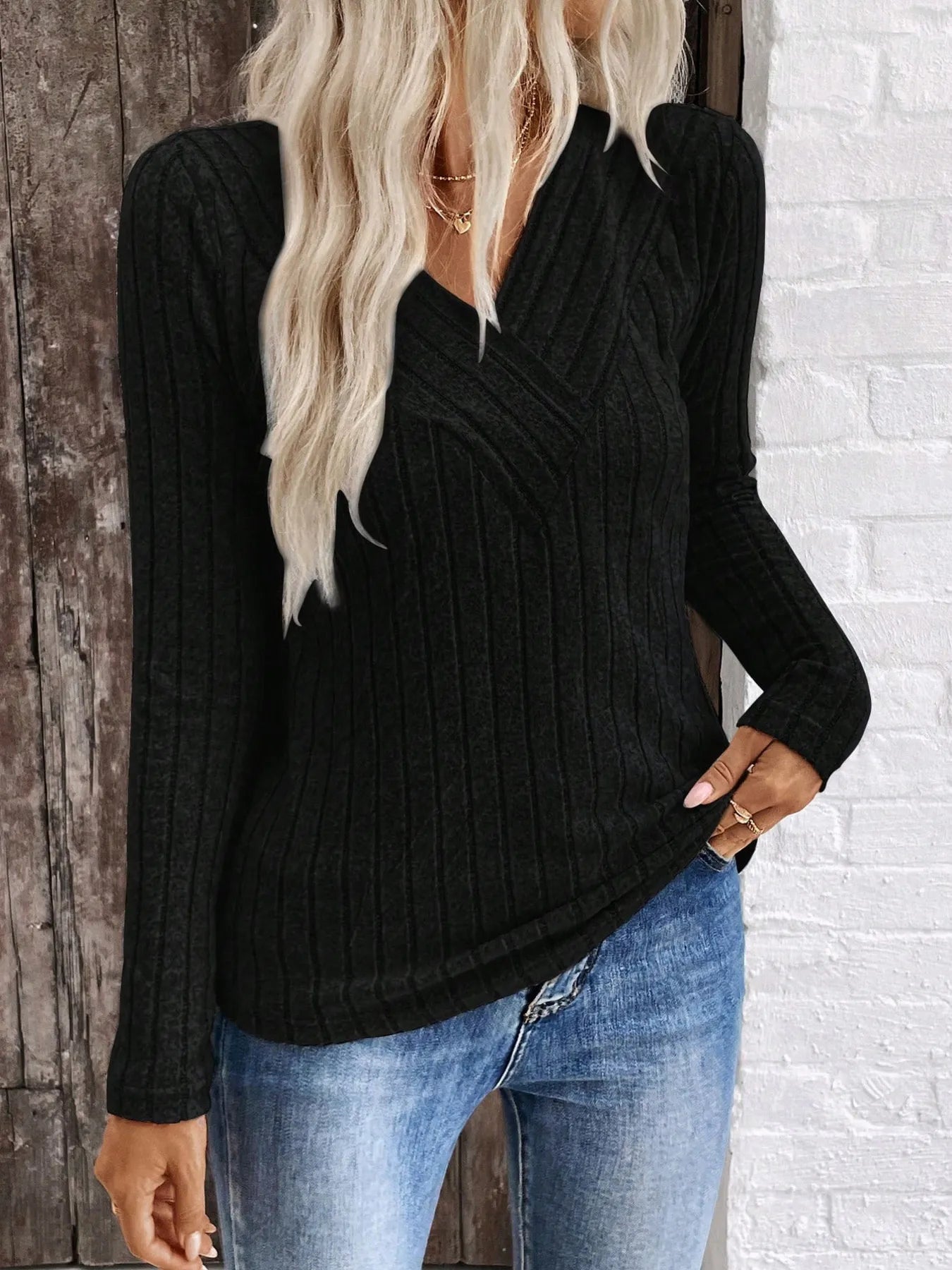 Ribbed V-Neck Long Sleeve Knit T-Shirt - Fashorio