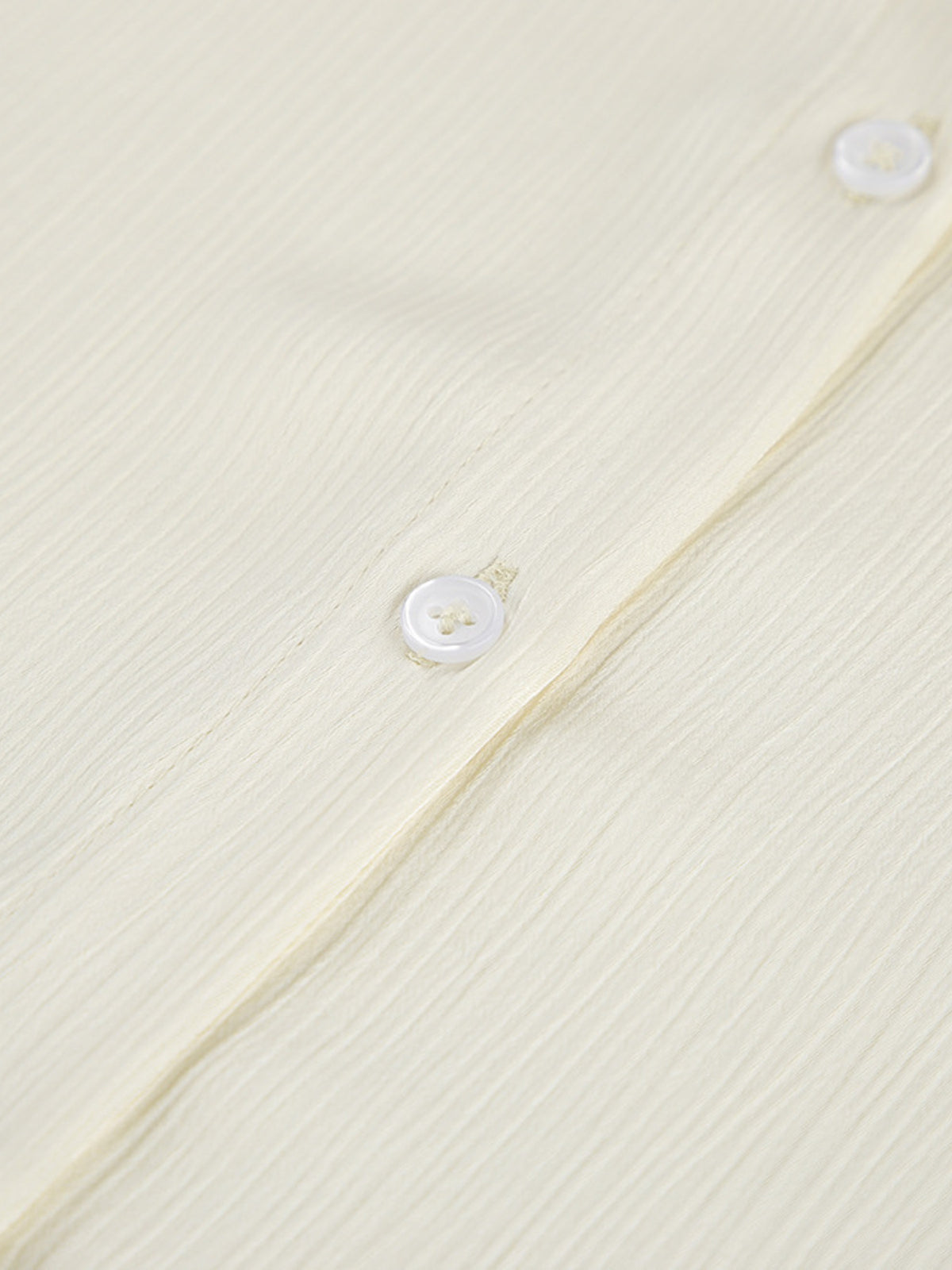 Coordinated cream set styling