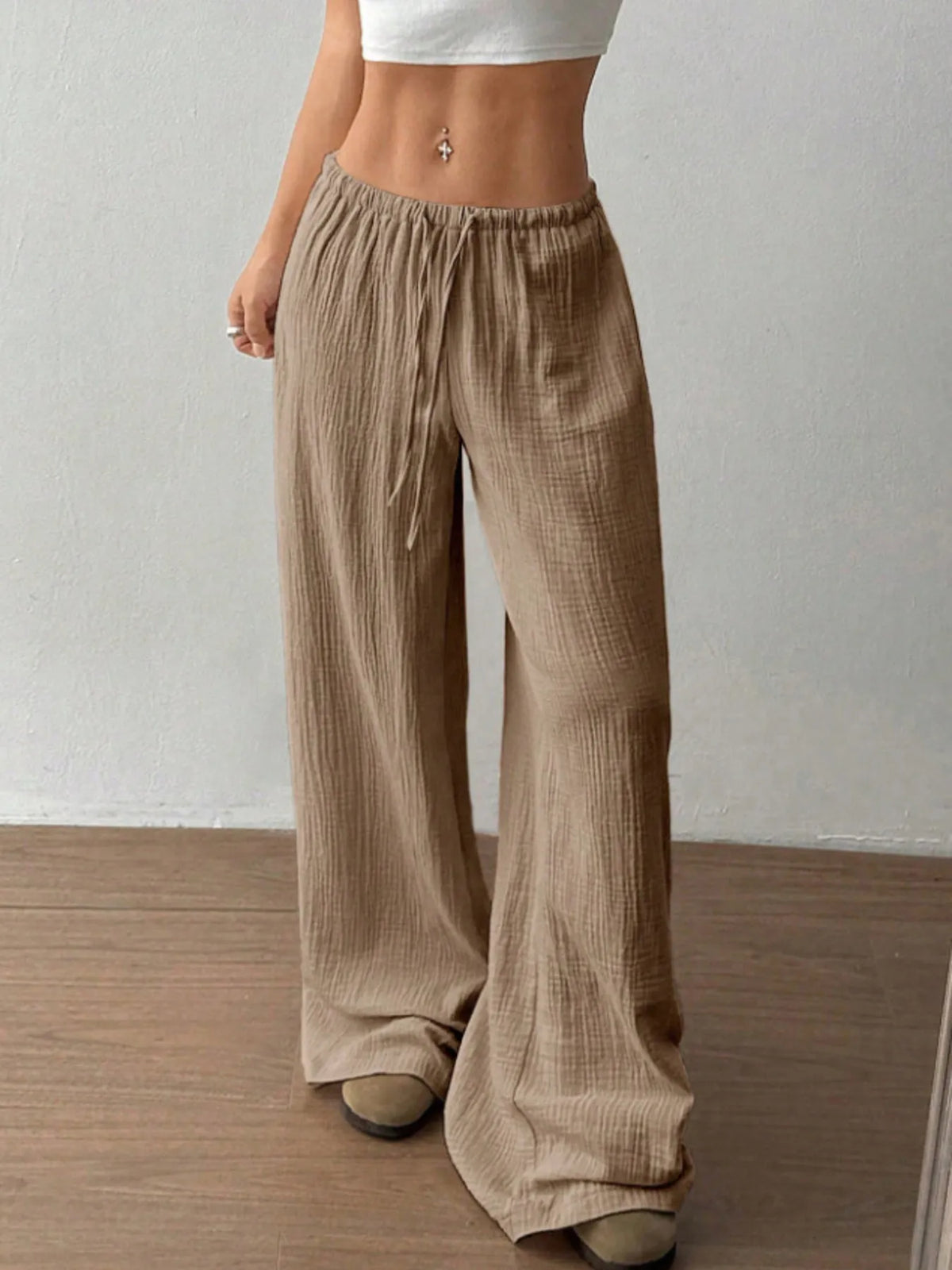 Wide leg casual pants styled look