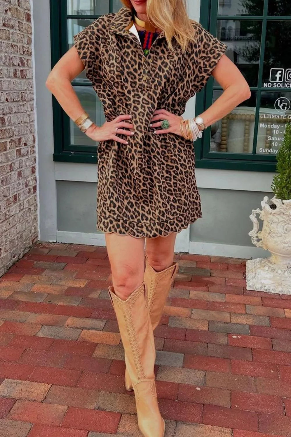 Close view of the leopard print and button detail