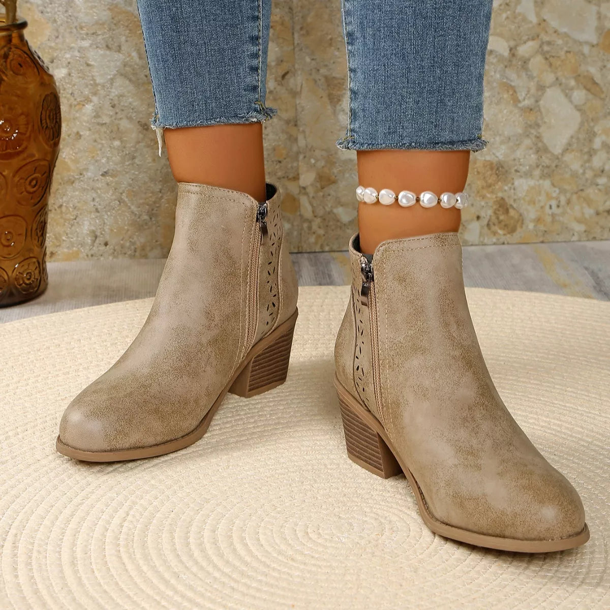 Point toe block heel boots lace detail