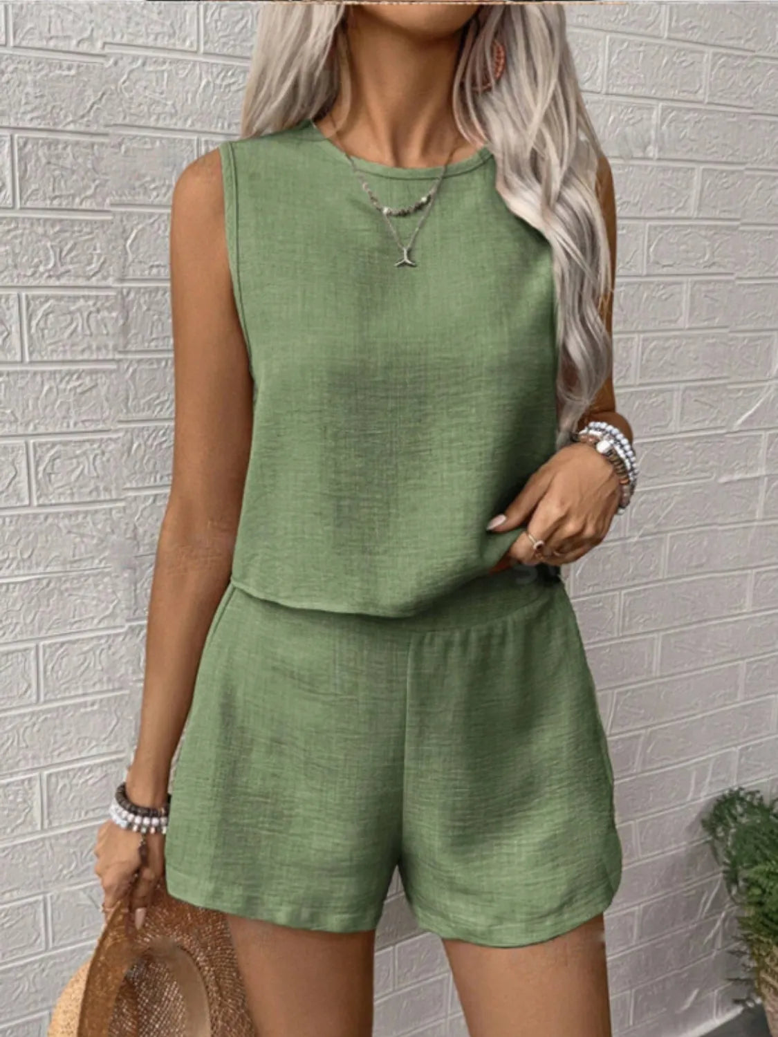 Round Neck Sleeveless Top and Shorts Set Matcha Green - Fashorio