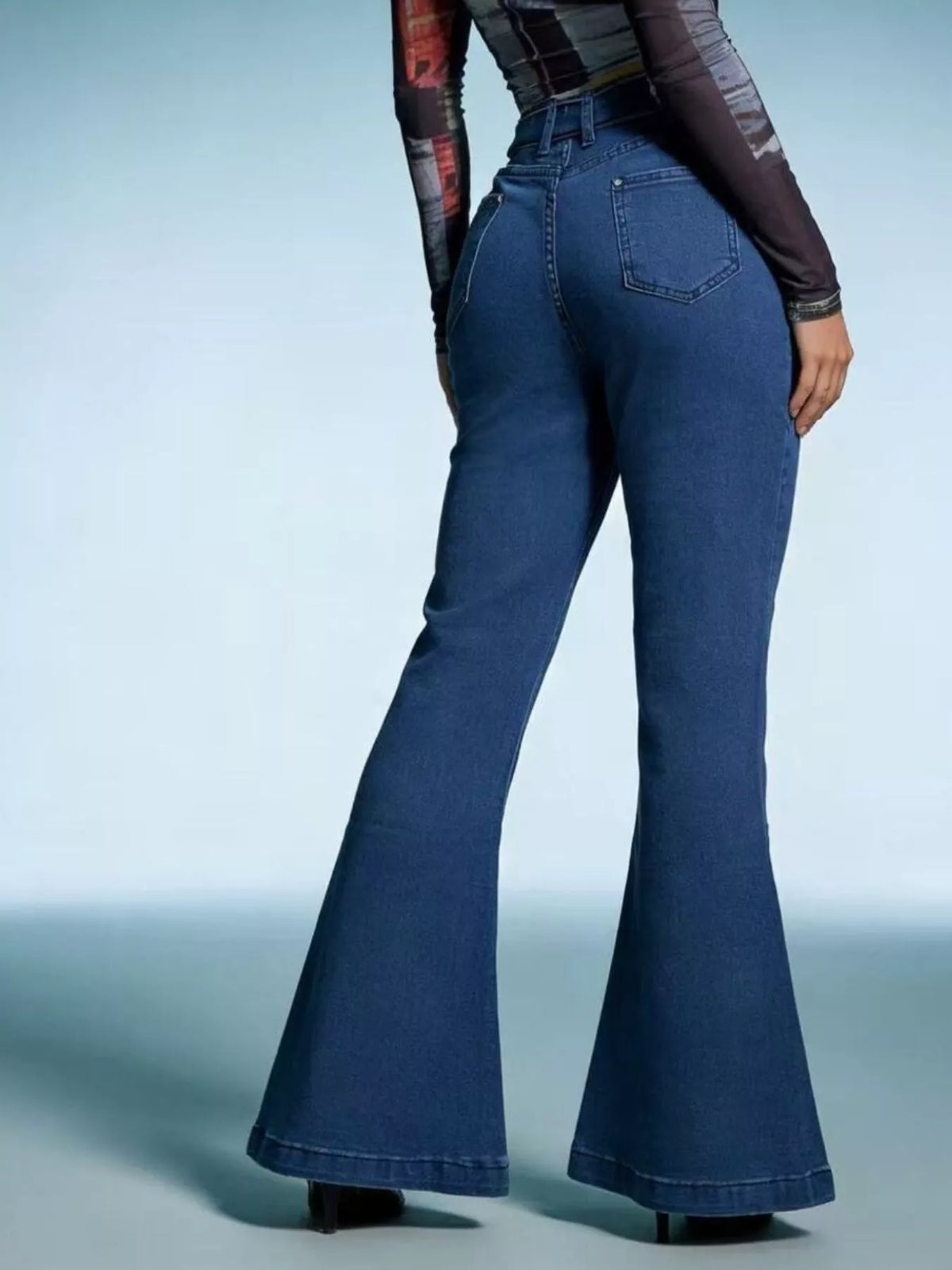Bow tie flare jeans in aqua wash