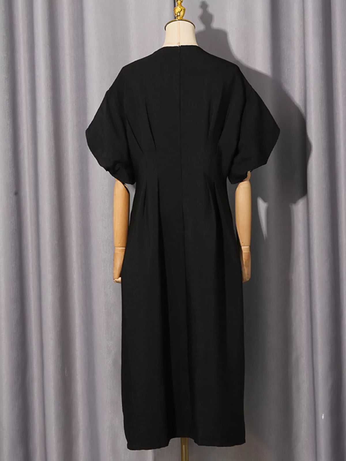 Embellished puff sleeve midi dress close up