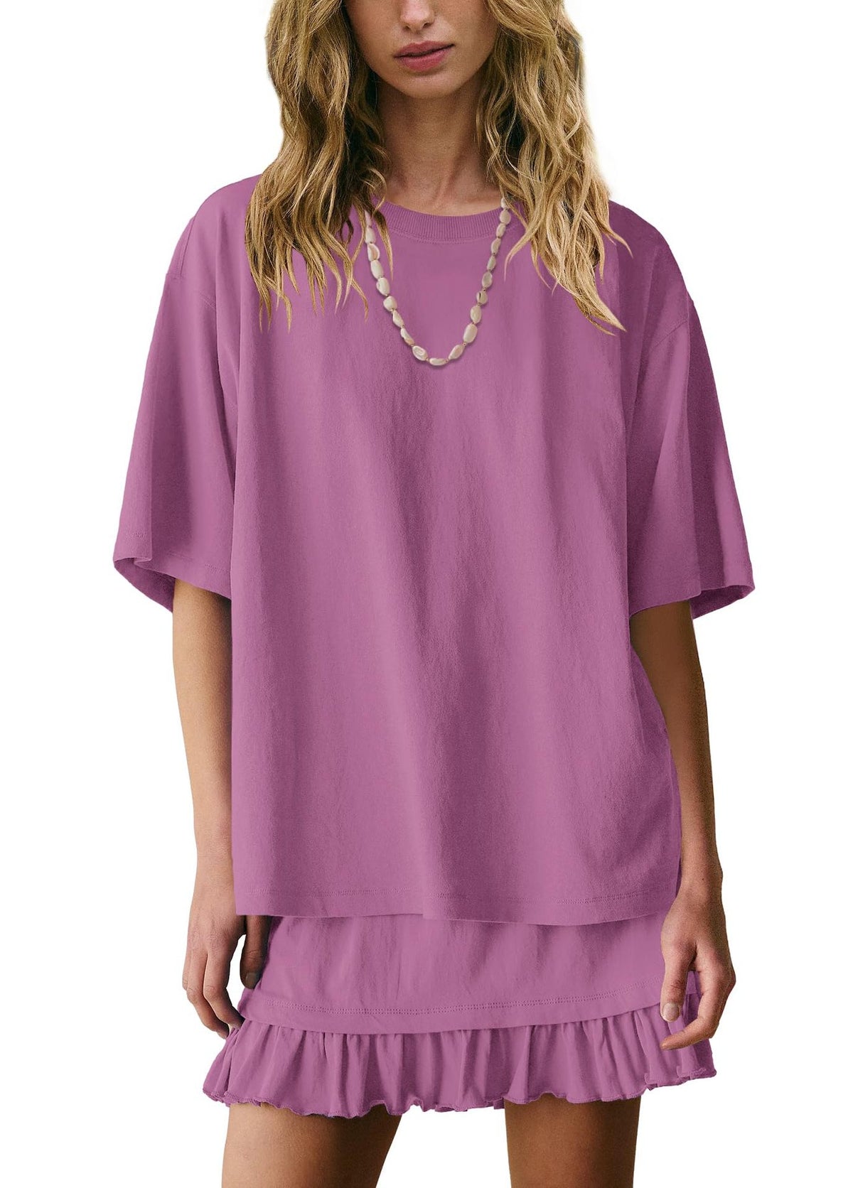 Round neck tee neckline detail