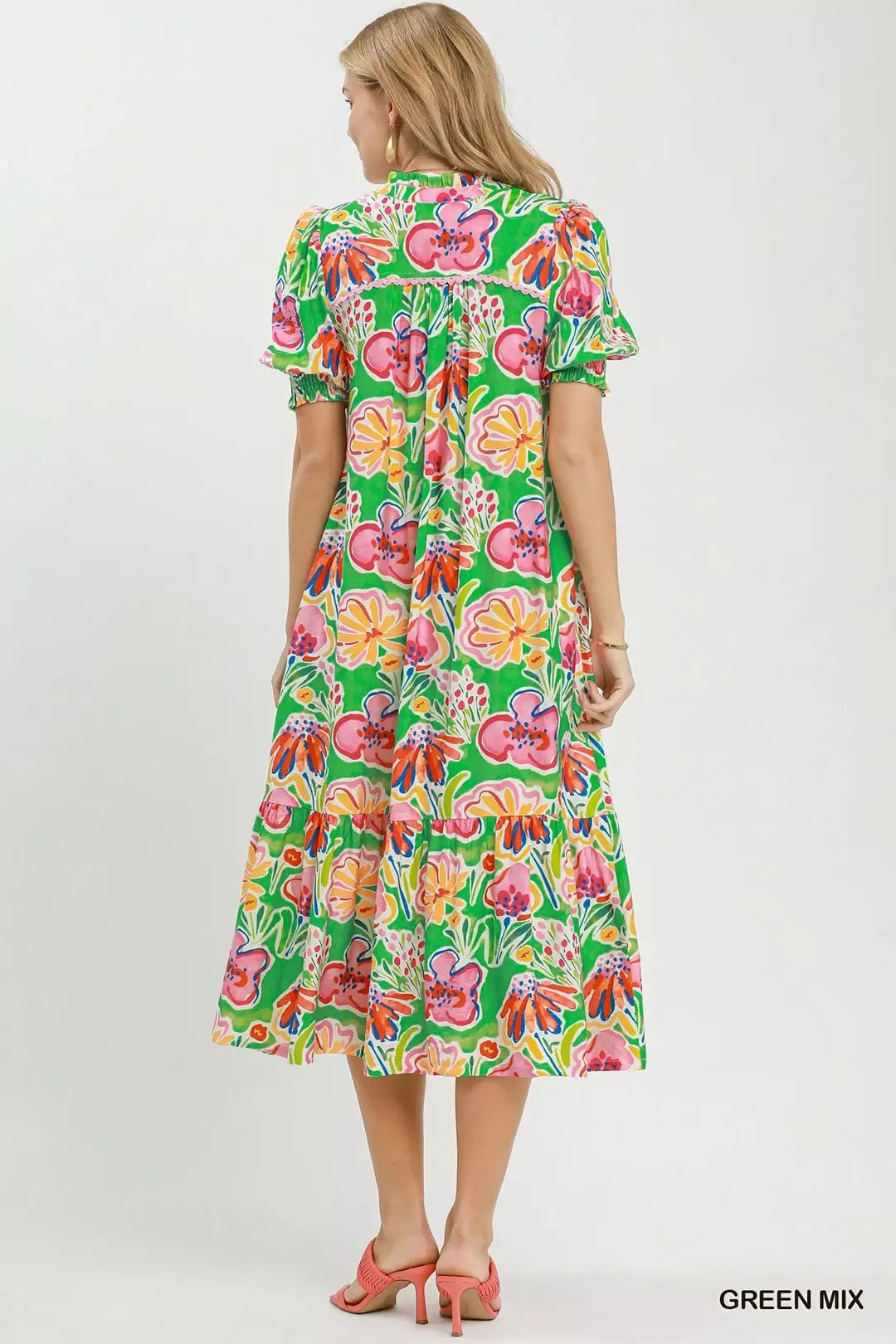 Floral Puff Sleeve Tiered Midi Dress in Green detail