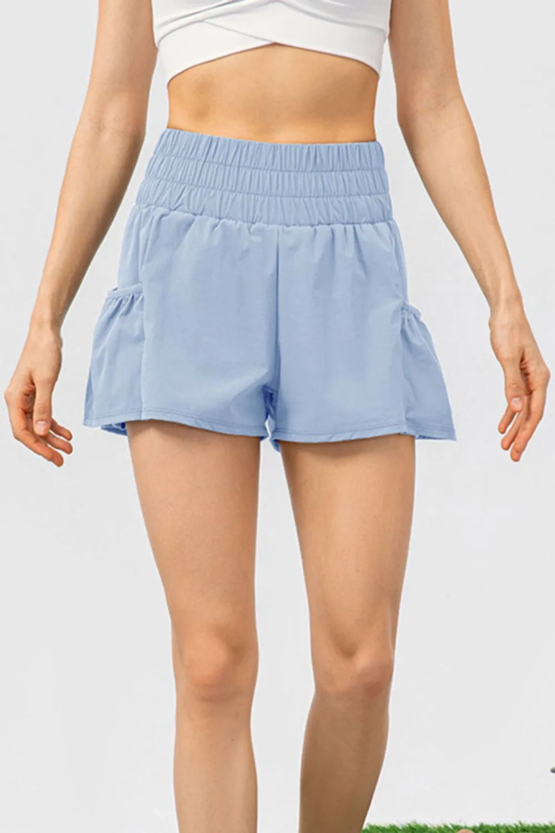 Elastic waist pocketed active shorts