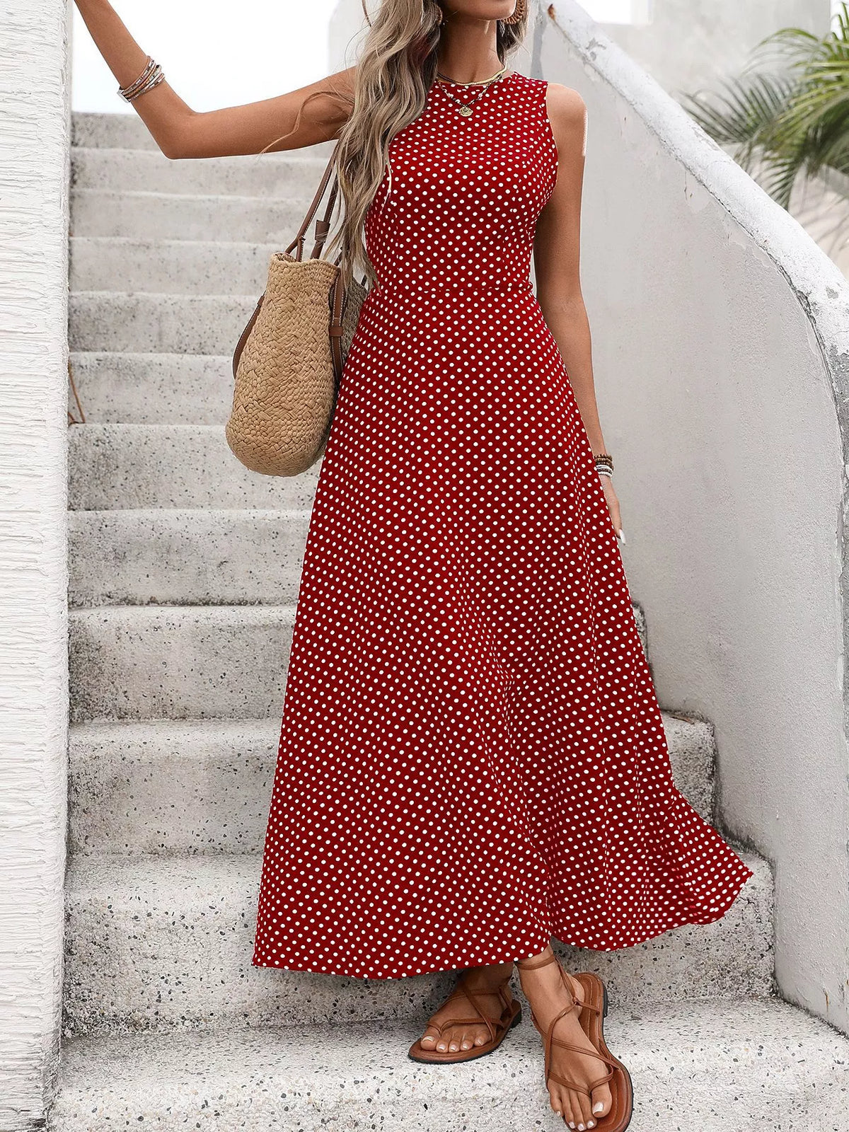 Polka dot maxi dress neckline detail