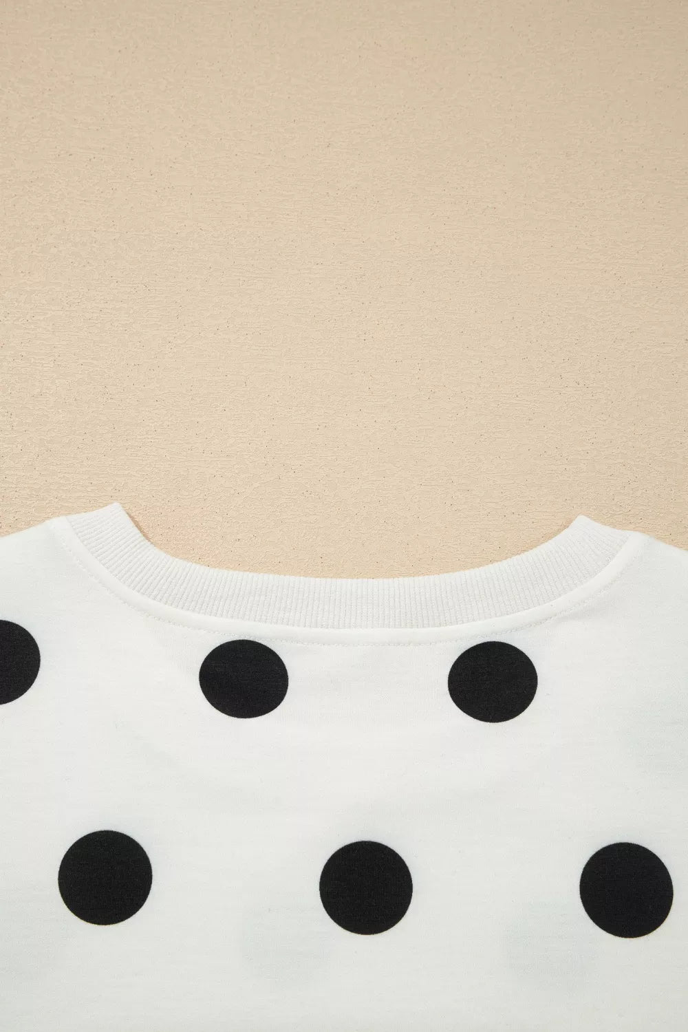 Polka dot coordinated set detail