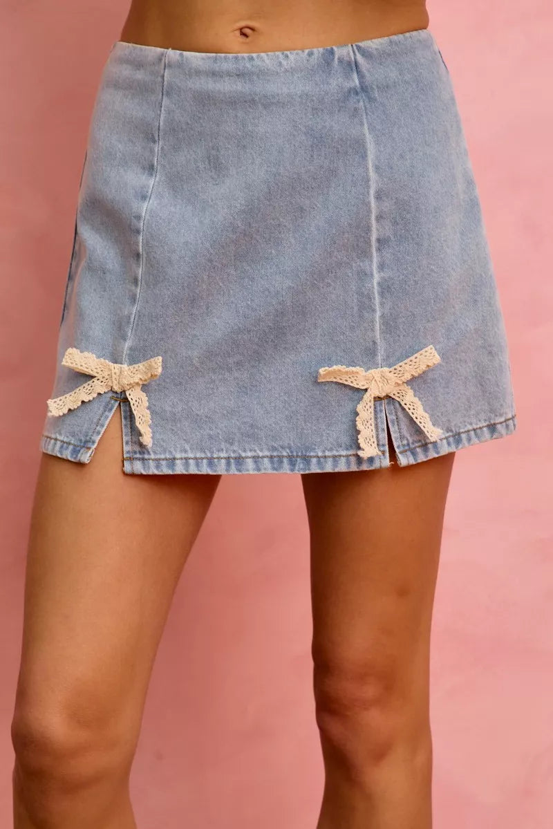 Denim mini skirt with lace ribbon trim back view