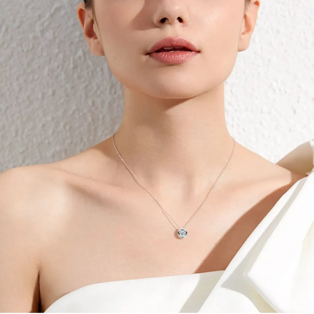 Fashorio 1 Carat Moissanite 925 Sterling Silver Necklace