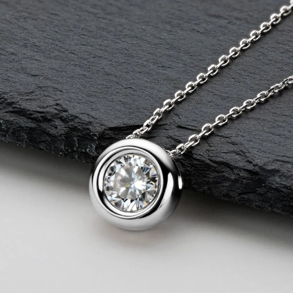 Fashorio 1 Carat Moissanite 925 Sterling Silver Necklace