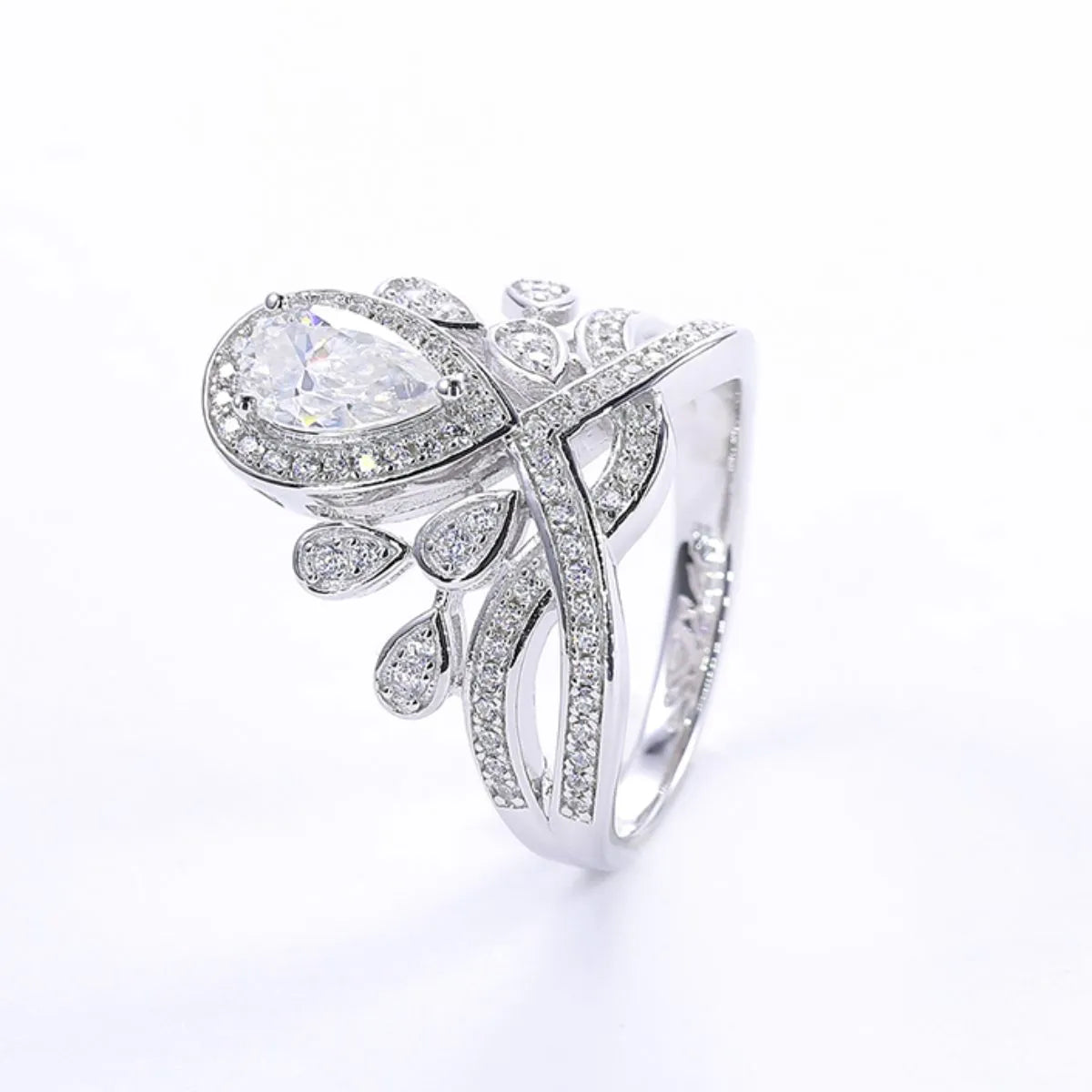 Fashorio 1 Carat Moissanite 925 Sterling Silver Ring