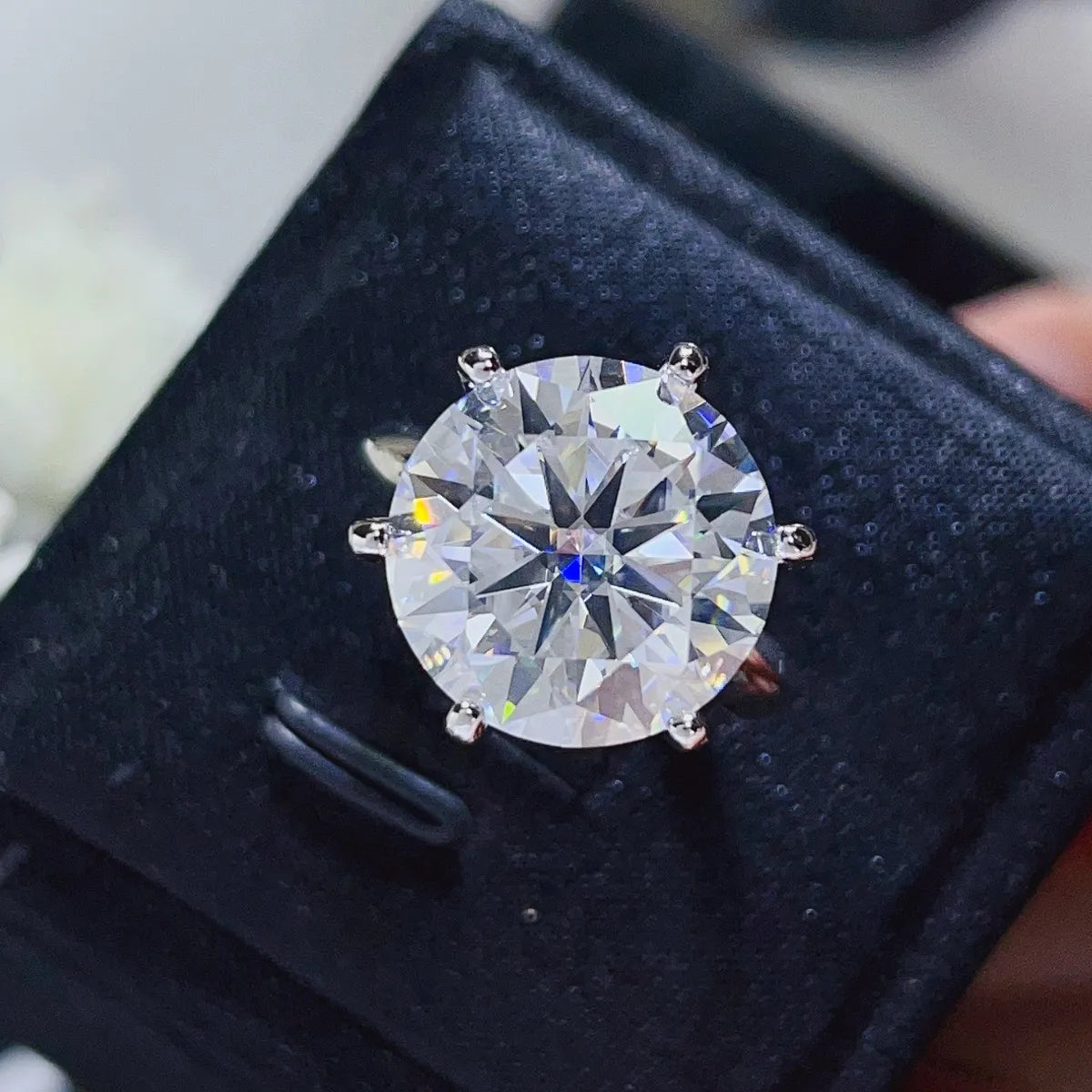 Fashorio 10 Carat Moissanite 925 Sterling Silver Ring