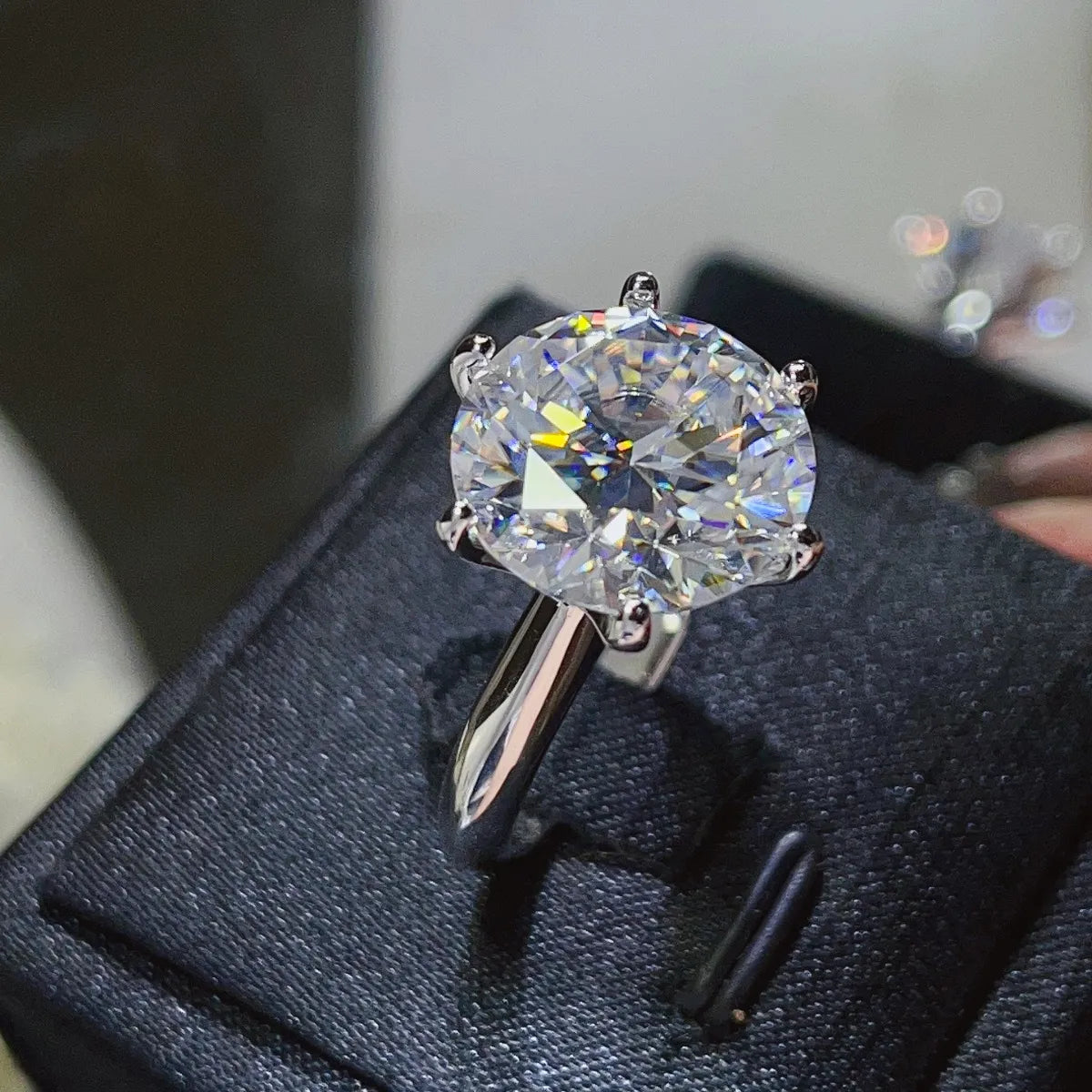 Fashorio 10 Carat Moissanite 925 Sterling Silver Ring