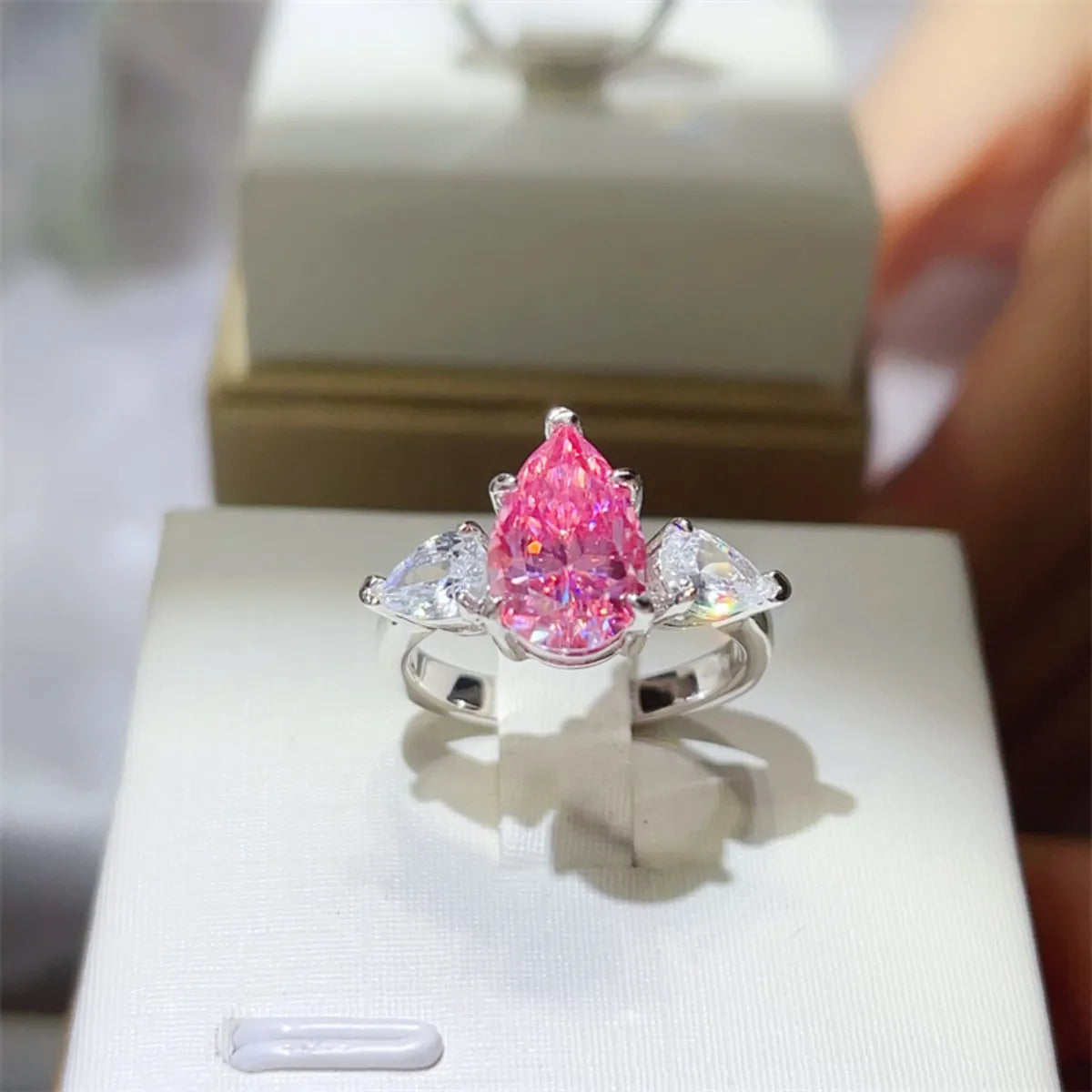 Fashorio 2 Carat 925 Sterling Silver Moissanite Ring