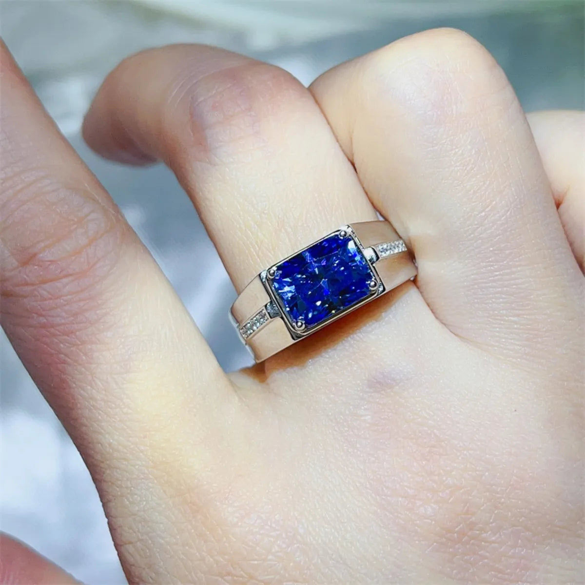 Fashorio 2 Carat Moissanite 925 Sterling Silver Ring