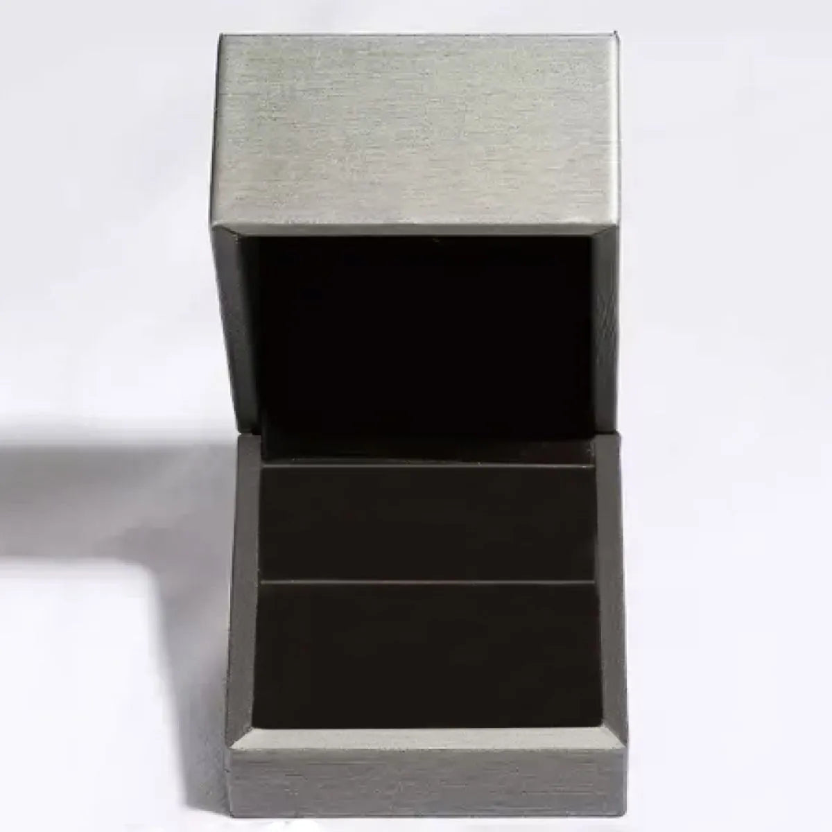 Fashorio 2 Carat Moissanite 925 Sterling Silver Ring