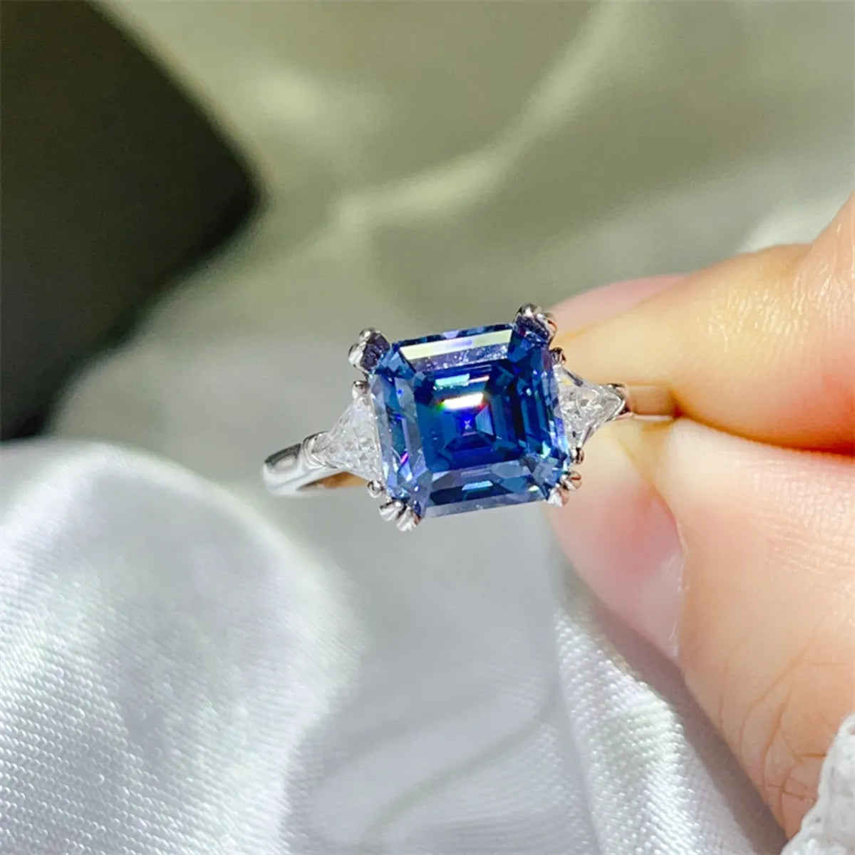 Fashorio 3 Carat Moissanite 925 Sterling Silver Ring