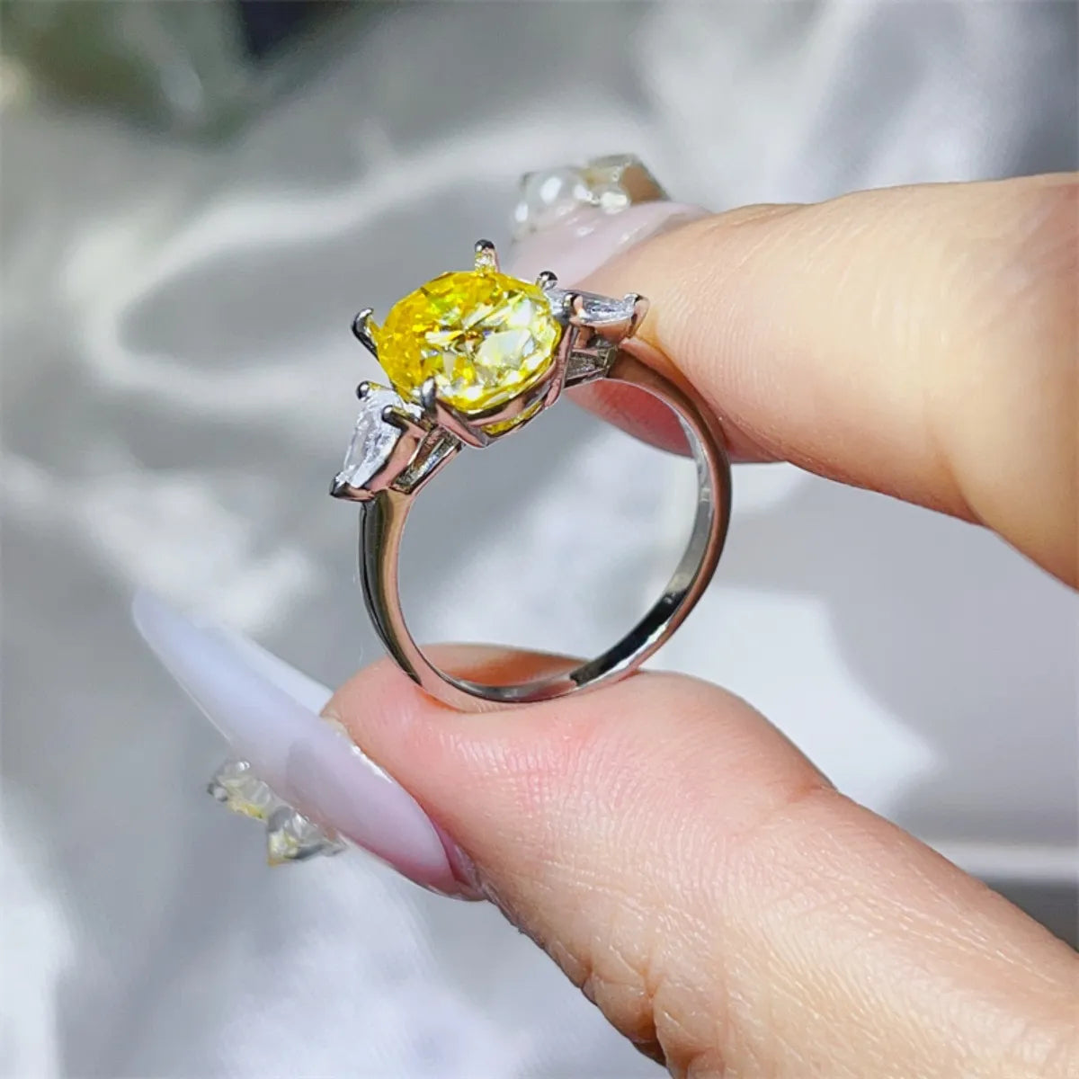 Fashorio 3 Carat Moissanite 925 Sterling Silver Ring