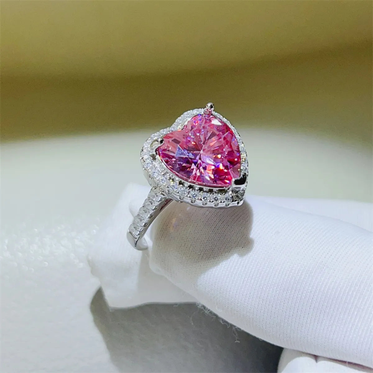 Fashorio 5 Carat Moissanite 925 Sterling Silver Heart Ring