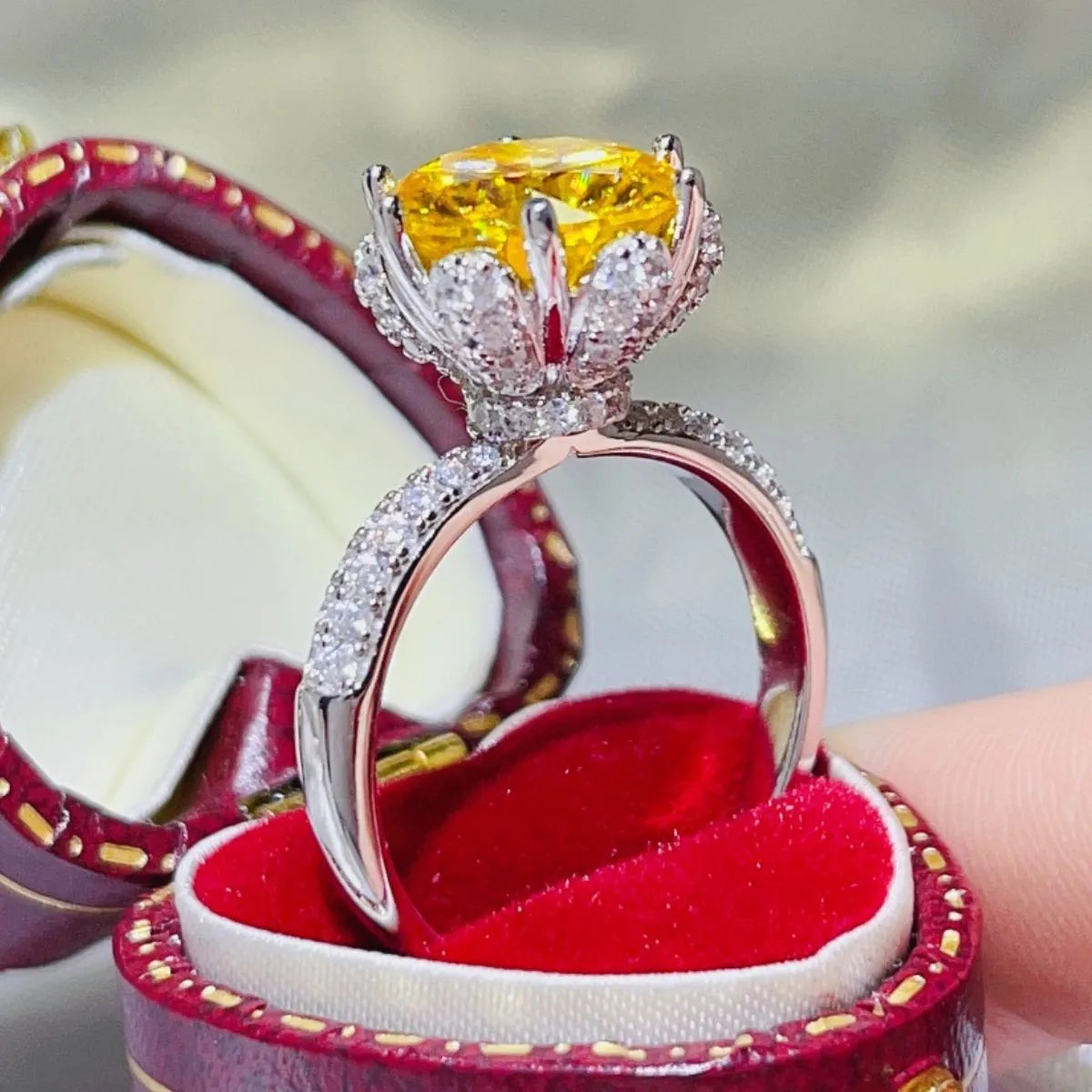 Fashorio 5 Carat Moissanite 925 Sterling Silver Ring