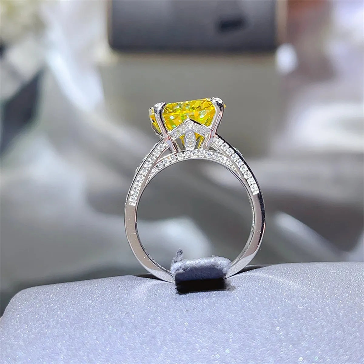 Fashorio 5 Carat Moissanite 925 Sterling Silver Ring