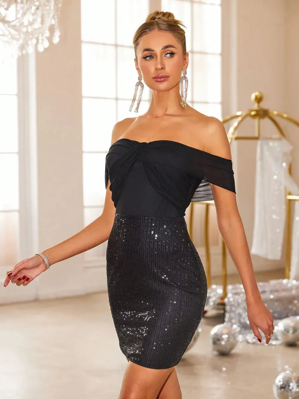 Fashorio Backless Sequin Off Shoulder Short Sleeve Dress