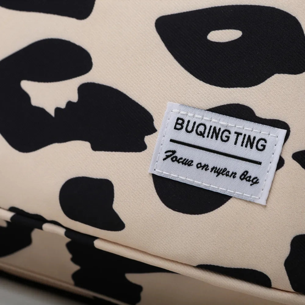 Fashorio Bags Oxford Cloth Animal Print Travel Bag