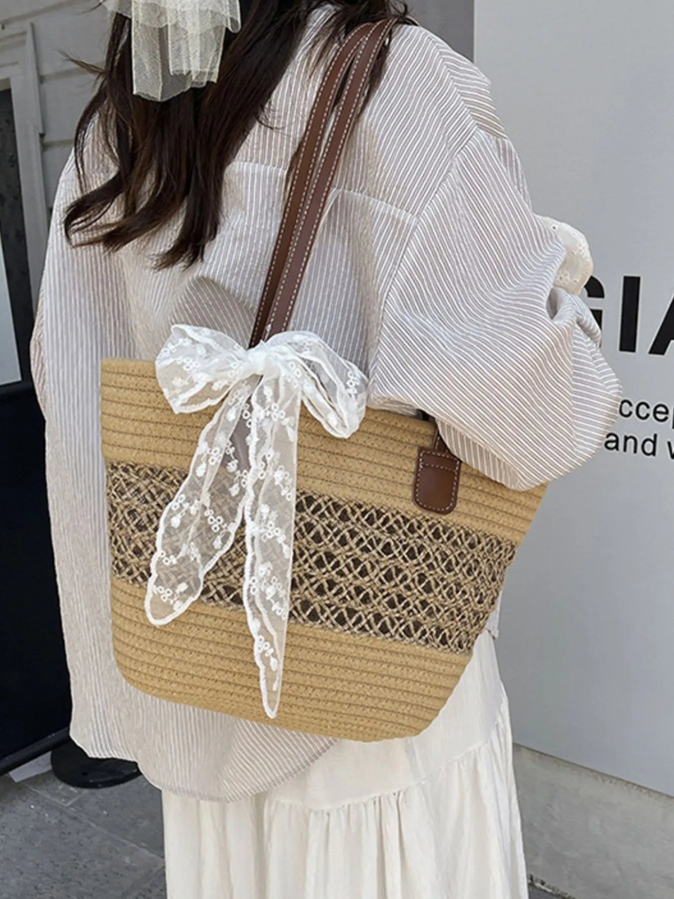 Fashorio Bags Woven Straw Shoulder Bag
