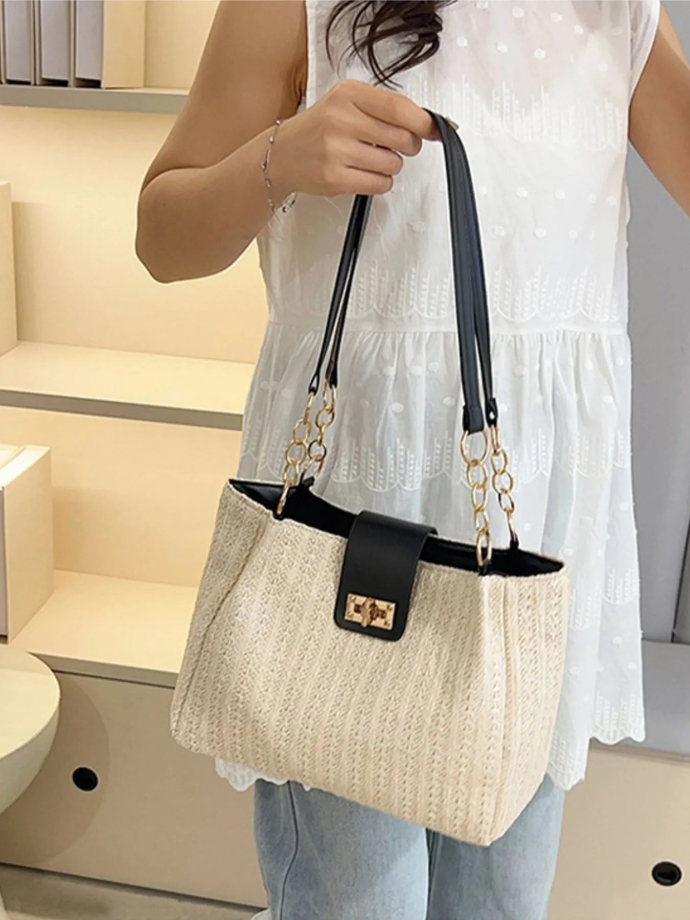 Fashorio Bags Woven Straw Shoulder Bag