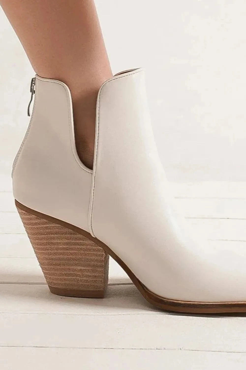 Beast Fashion Pointed Metal-Tip Toe Block Heel Ankle Boots - Fashorio