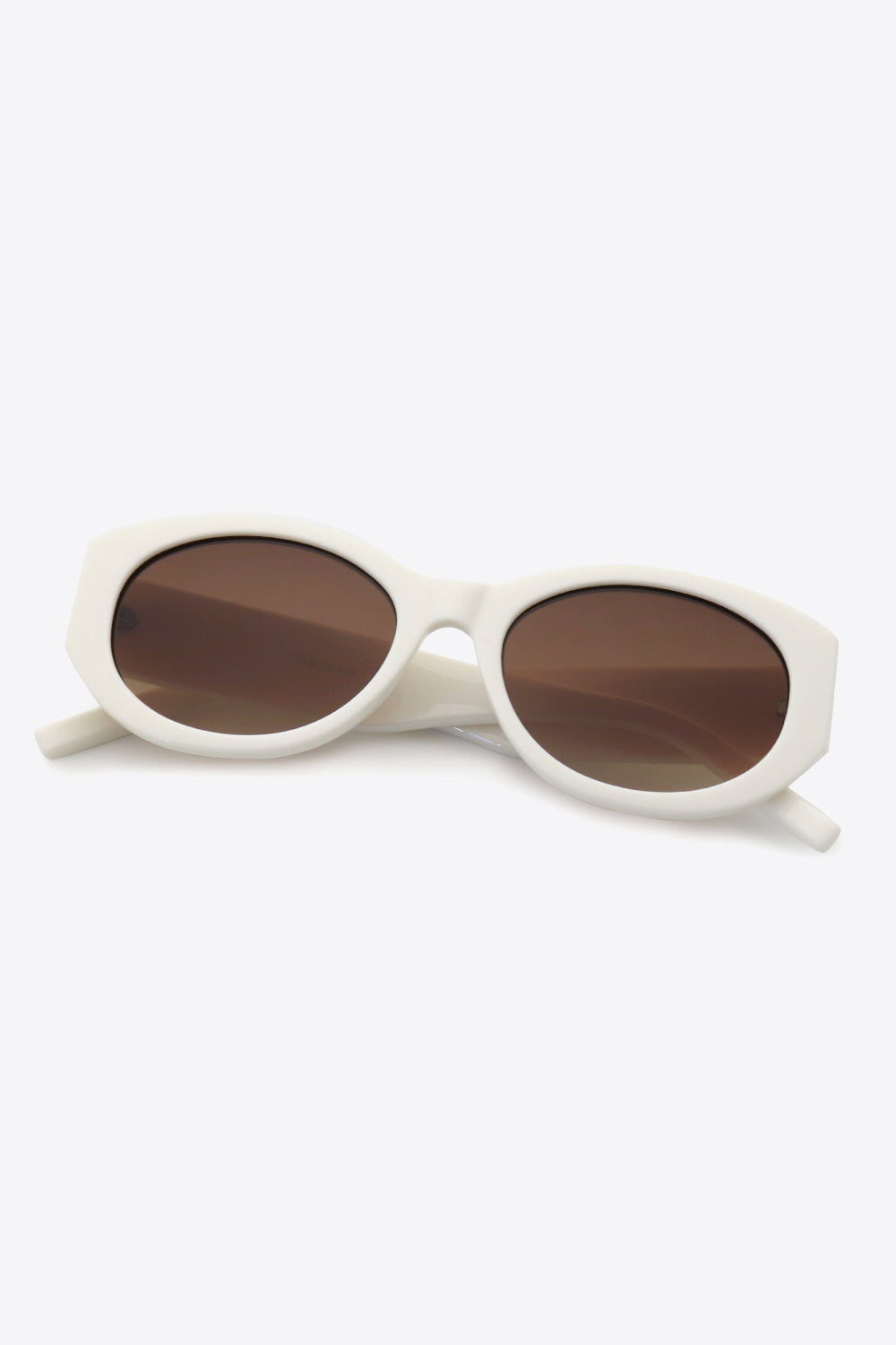 Fashorio Beige / One Size UV400 Polycarbonate Sunglasses