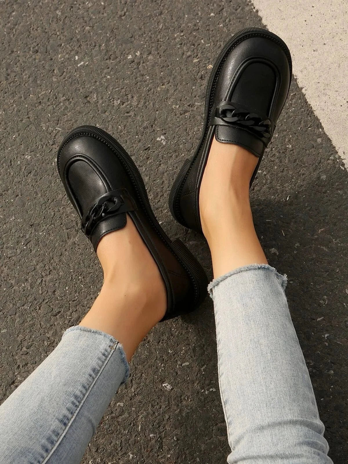 Fashorio Black / 36 Round Toe Flats Loafers