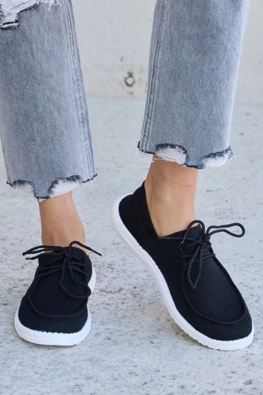 Forever Link Flat Round Toe Lace-Up Sneakers Black - Fashorio