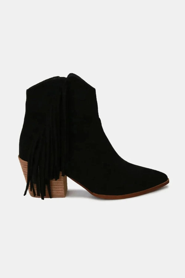 Beast Fashion Suede Fringe Point Toe Ankle Boots Black - Fashorio