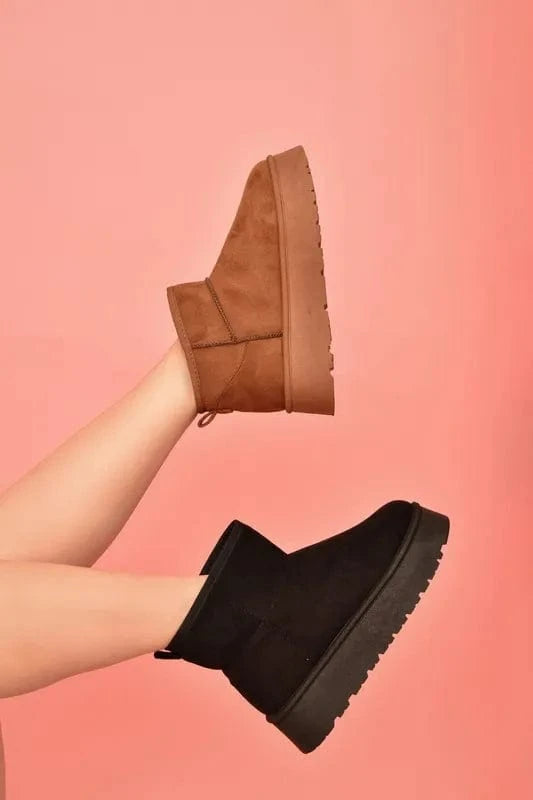 WILD DIVA Suede Round Toe Platform Booties Black - Fashorio