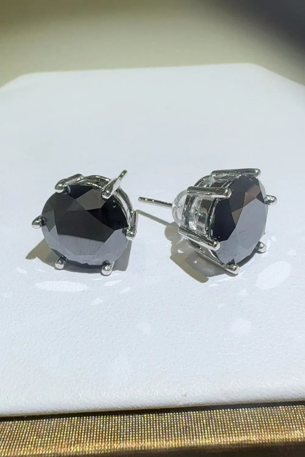 Fashorio Black / One Size 4 Carat  Moissanite 925 Sterling Silver Stud Earrings