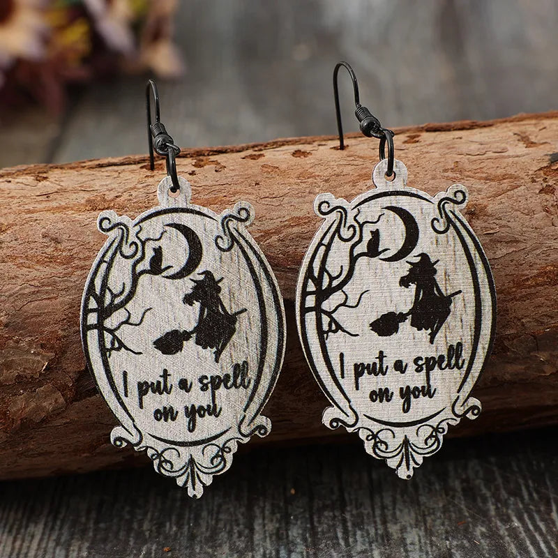 Fashorio Black / One Size Witch Wooden Dangle Earrings