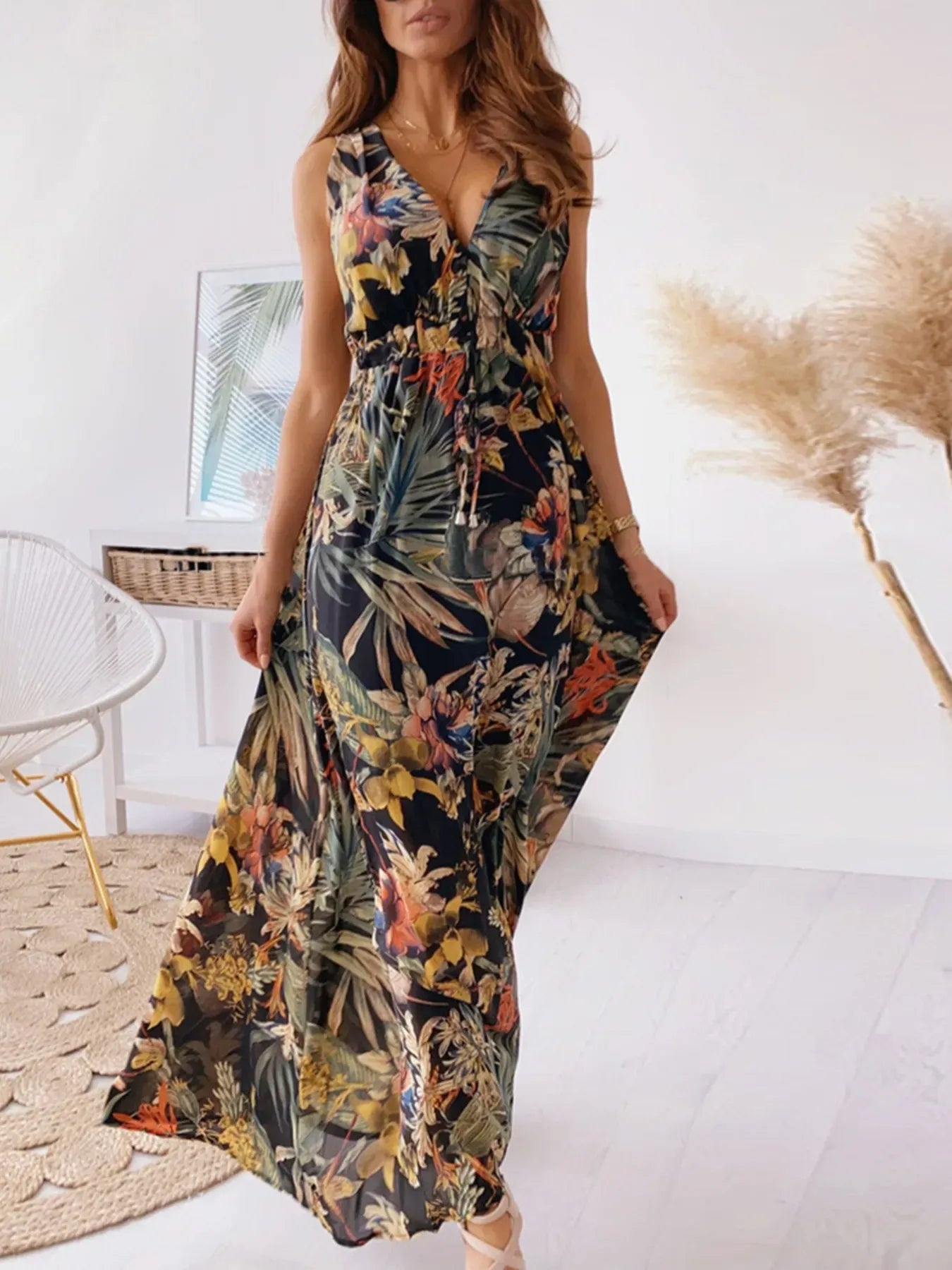 Fashorio Black / S Leaf Print Sleeveless Maxi Dress