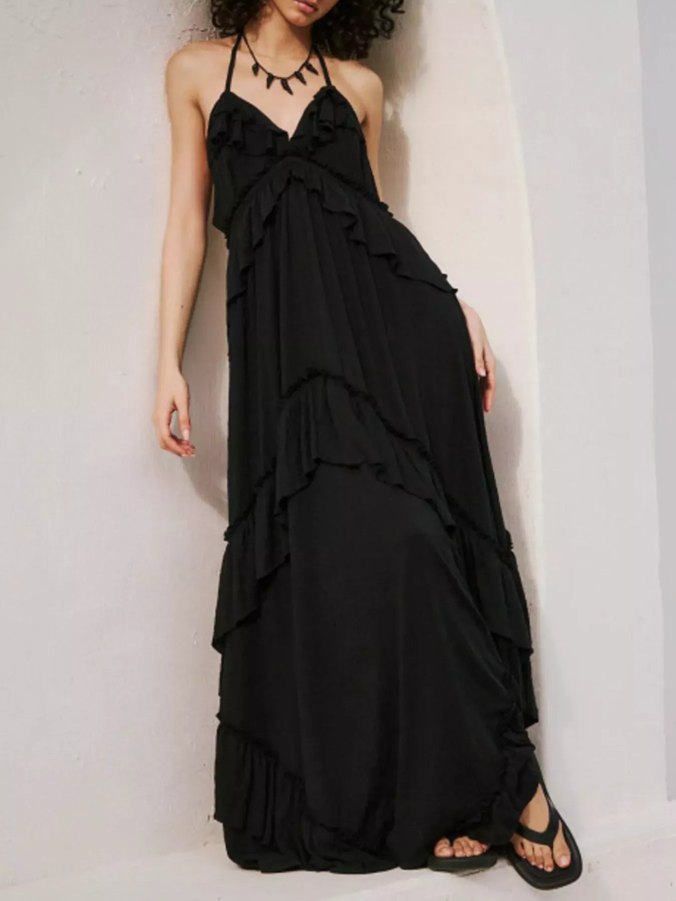 Fashorio Black / S Ruffled Halter Neck Maxi Dress