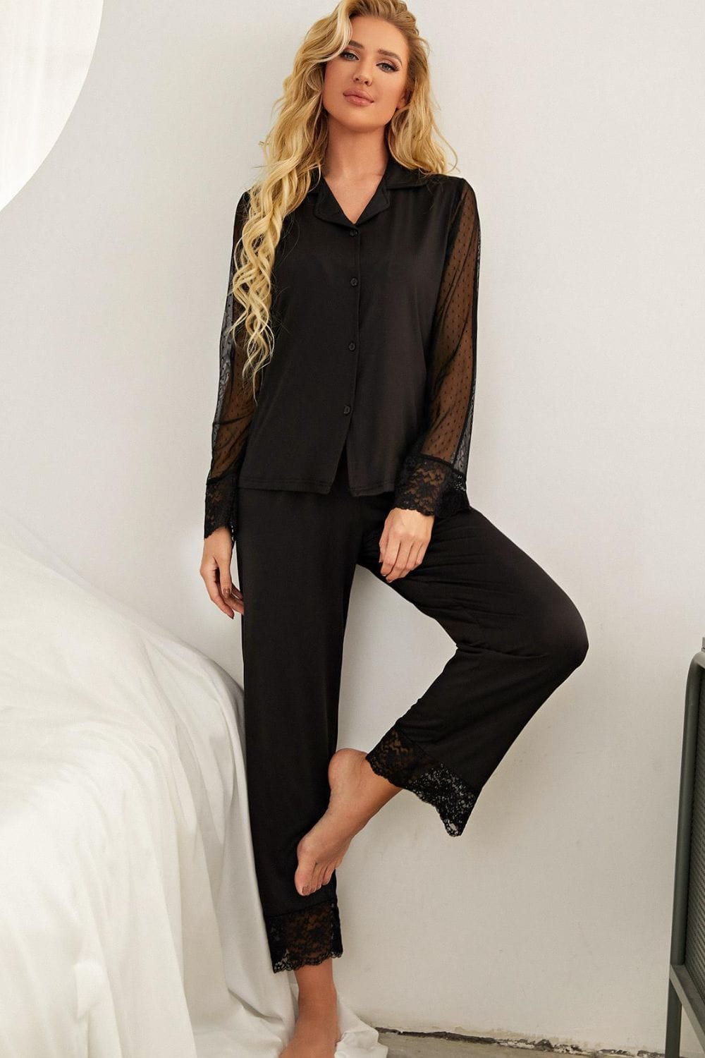 Fashorio Black / S Spliced Lace Lapel Collar Pajama Set