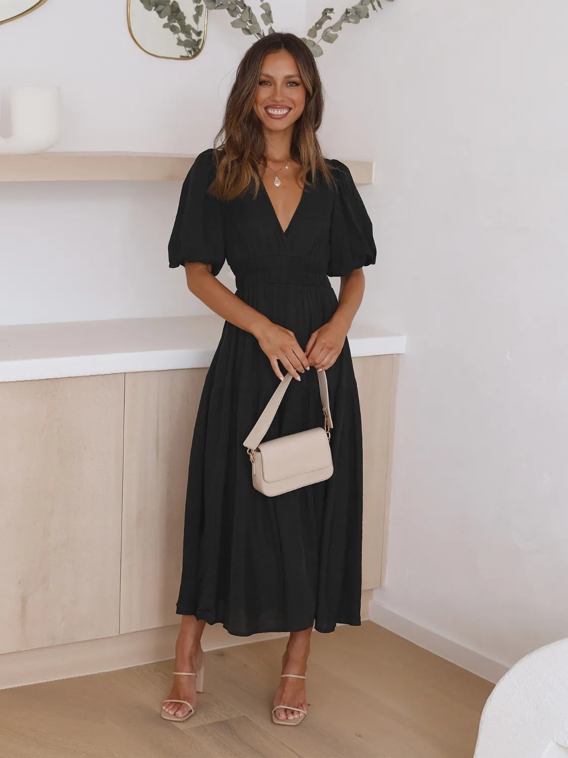 Fashorio Black / S Tiered Surplice Half Sleeve Midi Dress